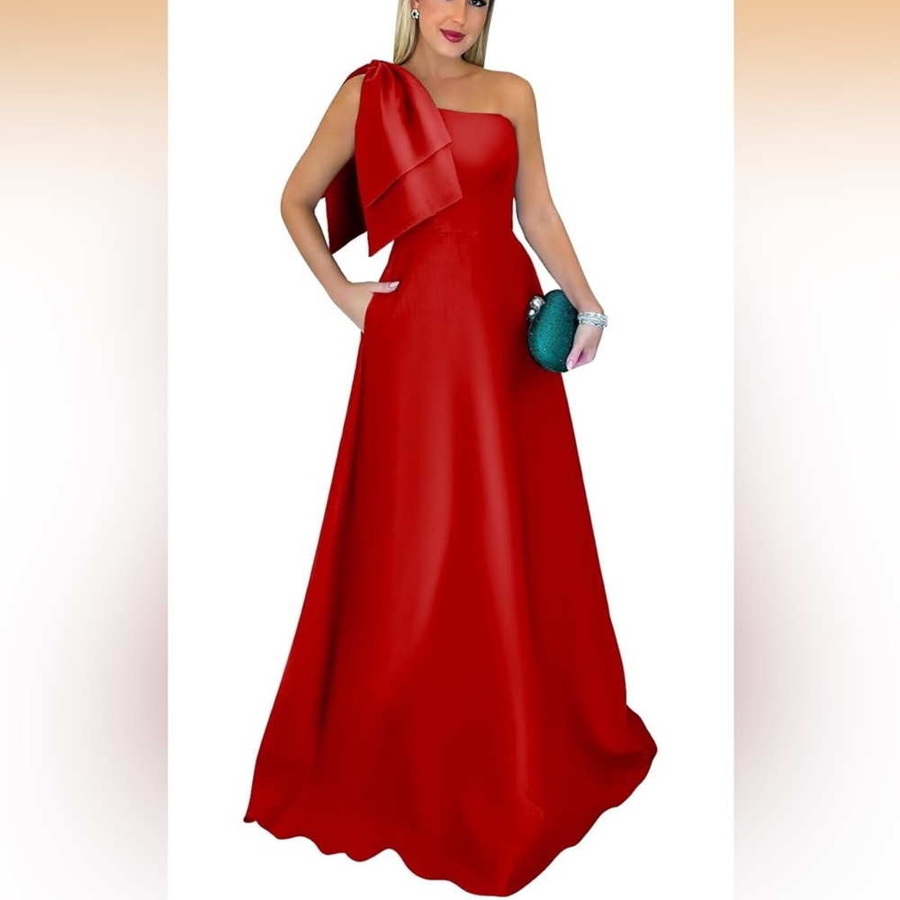 One shoulder Red Dress